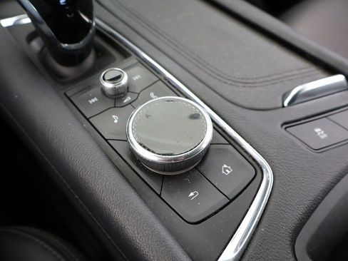 Used 2021 Cadillac XT5 Luxury image 28