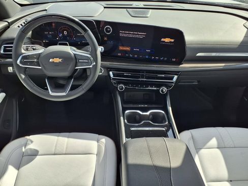 New 2026 Chevrolet Traverse High Country w/ LPO, Floor Liner Package image 3