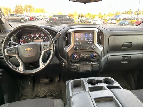 Used 2019 Chevrolet Silverado 1500 LT image 6