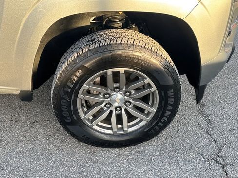 Used 2023 Chevrolet Colorado LT w/ LT Convenience Package image 40