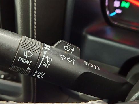 Used 2018 GMC Sierra 1500 SLT image 26