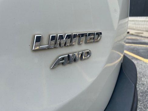 Used 2014 Toyota RAV4 Limited AWD/4WD image 9