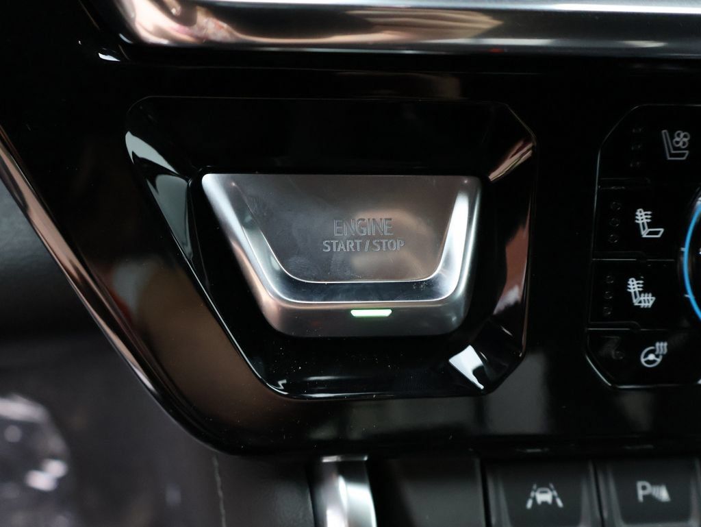 New 2026 GMC Sierra 1500 Denali w/ Technology Package AWD/4WD image 22