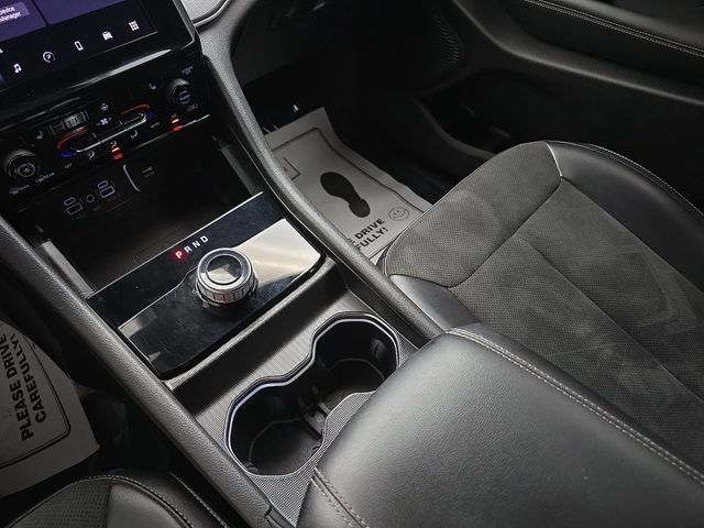 Used 2023 Jeep Grand Cherokee L Laredo AWD/4WD image 25