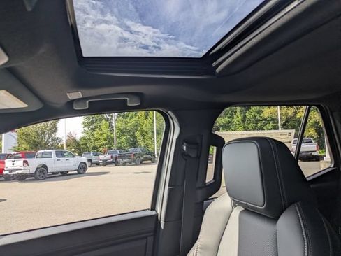 New 2026 Toyota 4Runner TRD Sport Premium AWD/4WD image 28