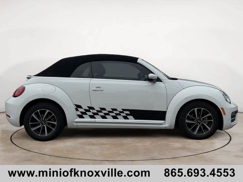 Used 2019 Volkswagen Beetle 2.0T S FWD image 3