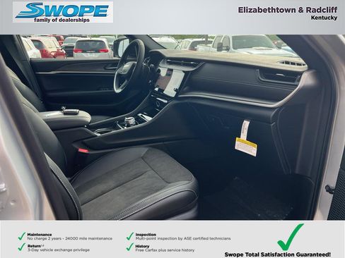 New 2026 Jeep Grand Cherokee L 4WD image 9