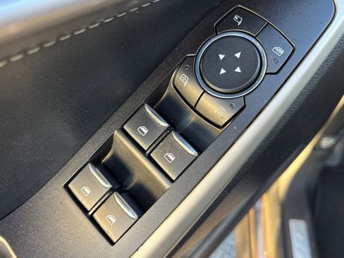 Used 2021 Ford Explorer Limited w/ Equipment Group 301A image 20