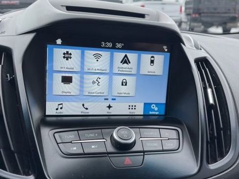 Used 2018 Ford Escape SE w/ SE Sport Appearance Package image 46