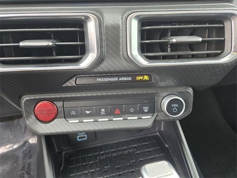 Used 2024 Ford Mustang Premium image 16
