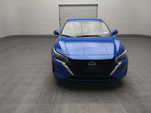 Used 2025 Nissan Sentra SV FWD image 14