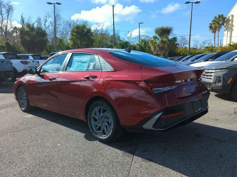 New 2026 Hyundai Elantra Blue image 4