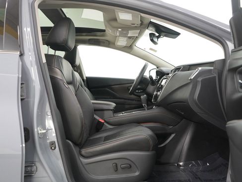 Used 2023 Nissan Murano Platinum image 10