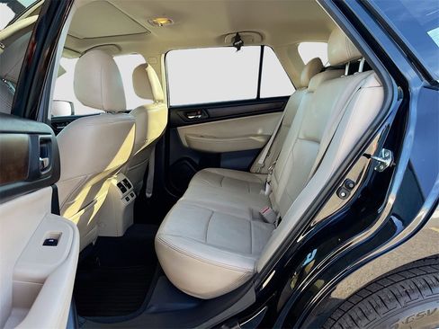 Used 2015 Subaru Outback 2.5i Limited image 24