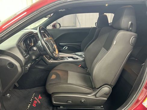 Used 2021 Dodge Challenger R/T image 19