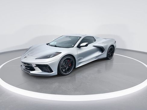 Used 2024 Chevrolet Corvette Stingray image 4