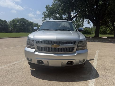 Used 2013 Chevrolet Tahoe LT w/ Texas Edition RWD image 2