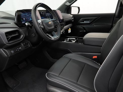 New 2026 Chevrolet Silverado EV LT AWD/4WD image 10