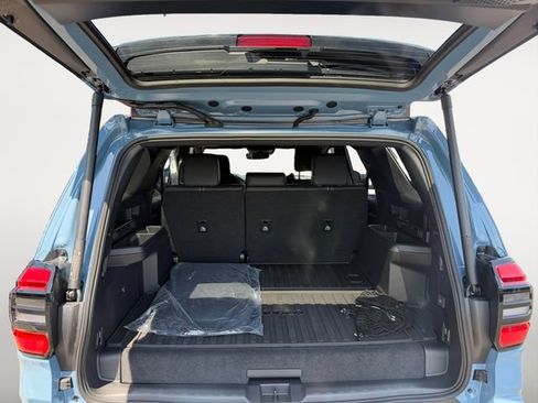 Used 2026 Toyota 4Runner Limited w/ Tow Technology Package AWD/4WD image 7