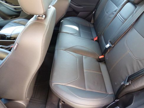 Used 2015 Ford Focus SE w/ Equipment Group 201A image 22