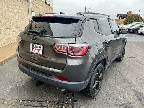 Used 2018 Jeep Compass Latitude w/ Popular Equipment Group image 7