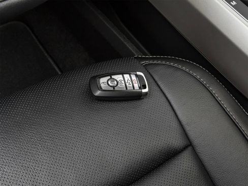 Used 2018 Ford F150 Lariat w/ Equipment Group 501A Mid AWD/4WD image 38