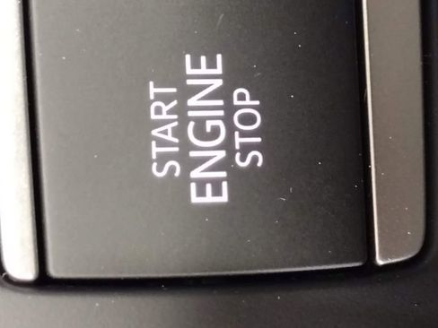 New 2026 Volkswagen Tiguan S image 31