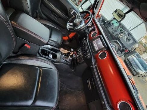 Used 2020 Jeep Wrangler Unlimited Rubicon image 2