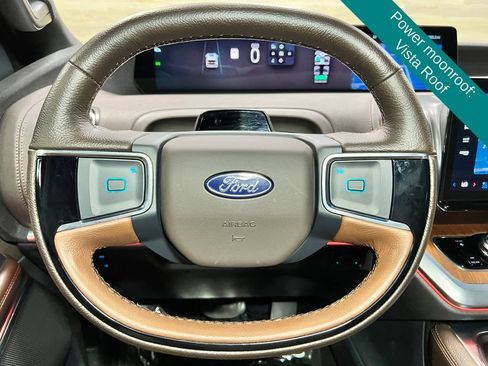 Used 2025 Ford Expedition Max King Ranch AWD/4WD image 9