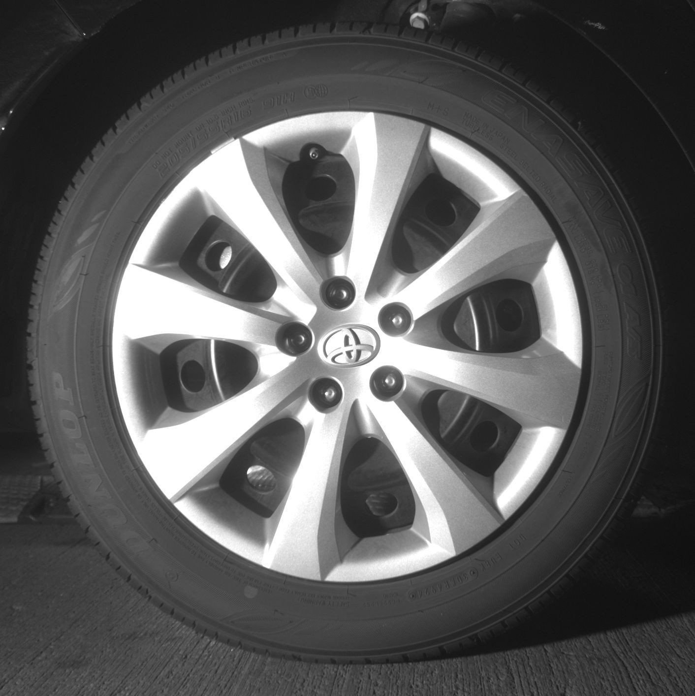 Used 2025 Toyota Corolla LE FWD image 18