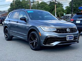 Used 2023 Volkswagen Tiguan SE R-Line AWD/4WD video 1