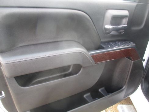 Used 2017 GMC Sierra 1500 SLE w/ SLE Value Package image 14