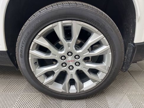 Used 2024 GMC Acadia Denali w/ Super Cruise Package image 6