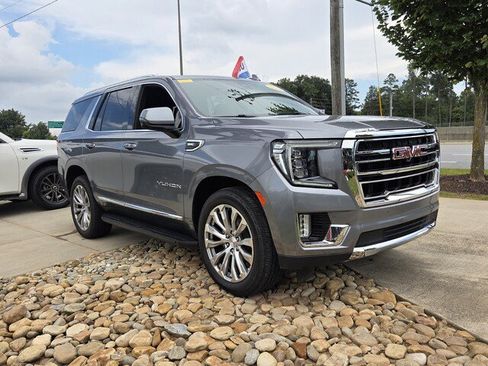 Used 2022 GMC Yukon SLT w/ SLT Luxury Package RWD image 7