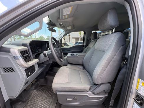 Used 2024 Ford F250 XLT AWD/4WD image 9