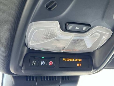 New 2026 GMC Canyon Elevation w/ Convenience Package image 25