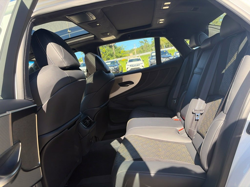 Used 2023 Lexus LS 500 F Sport AWD/4WD image 26