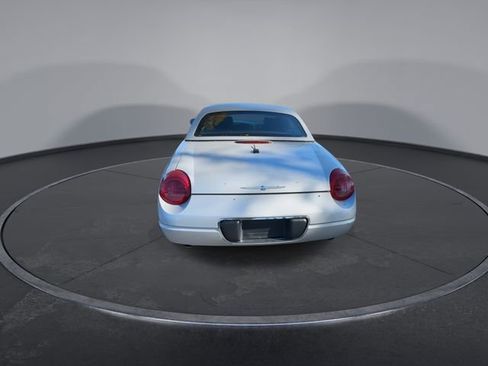 Used 2004 Ford Thunderbird image 12