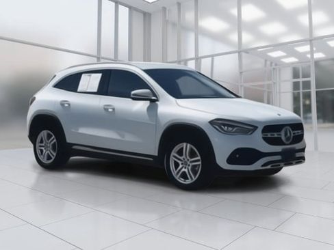 Used 2021 Mercedes-Benz GLA 250 GLA 250 w/ Premium Package image 8