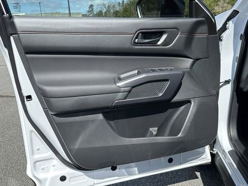 New 2026 Nissan Pathfinder Rock Creek AWD/4WD image 11