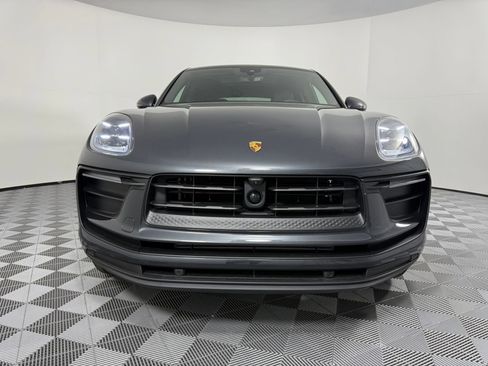 Certified 2026 Porsche Macan AWD/4WD image 6