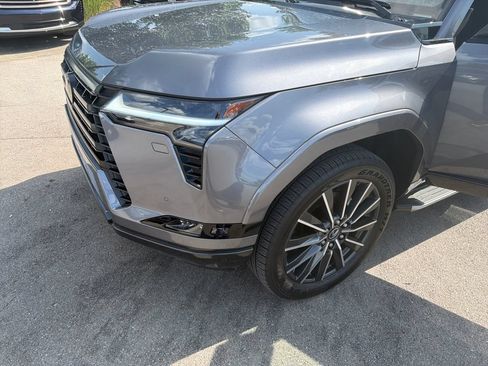 Used 2026 Lexus GX 550 w/ Accessory Package (2T) AWD/4WD image 47