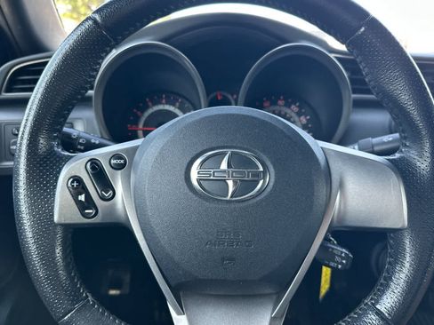 Used 2012 Scion tC FWD image 22