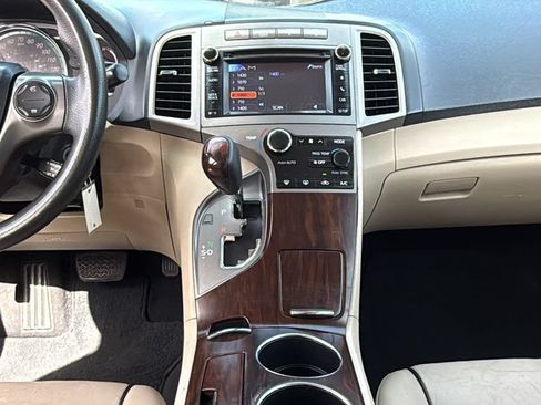 Used 2013 Toyota Venza LE FWD image 26