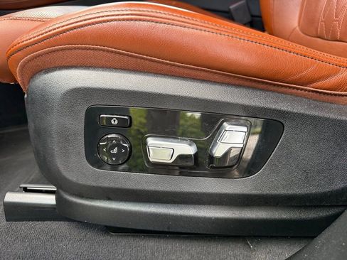 Certified 2024 BMW X7 xDrive40i image 12