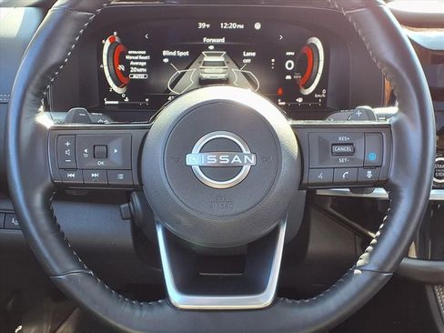 Used 2023 Nissan Pathfinder Platinum w/ Cargo Package image 20