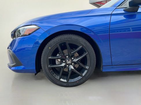 Used 2023 Honda Civic Sport image 29