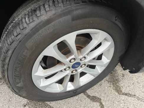 Used 2020 Ford Escape SE FWD image 33