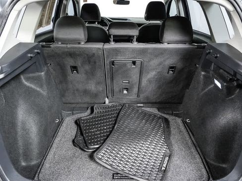 Used 2024 Volkswagen Taos S image 33