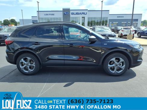 Used 2025 Ford Escape ST-Line AWD/4WD image 28